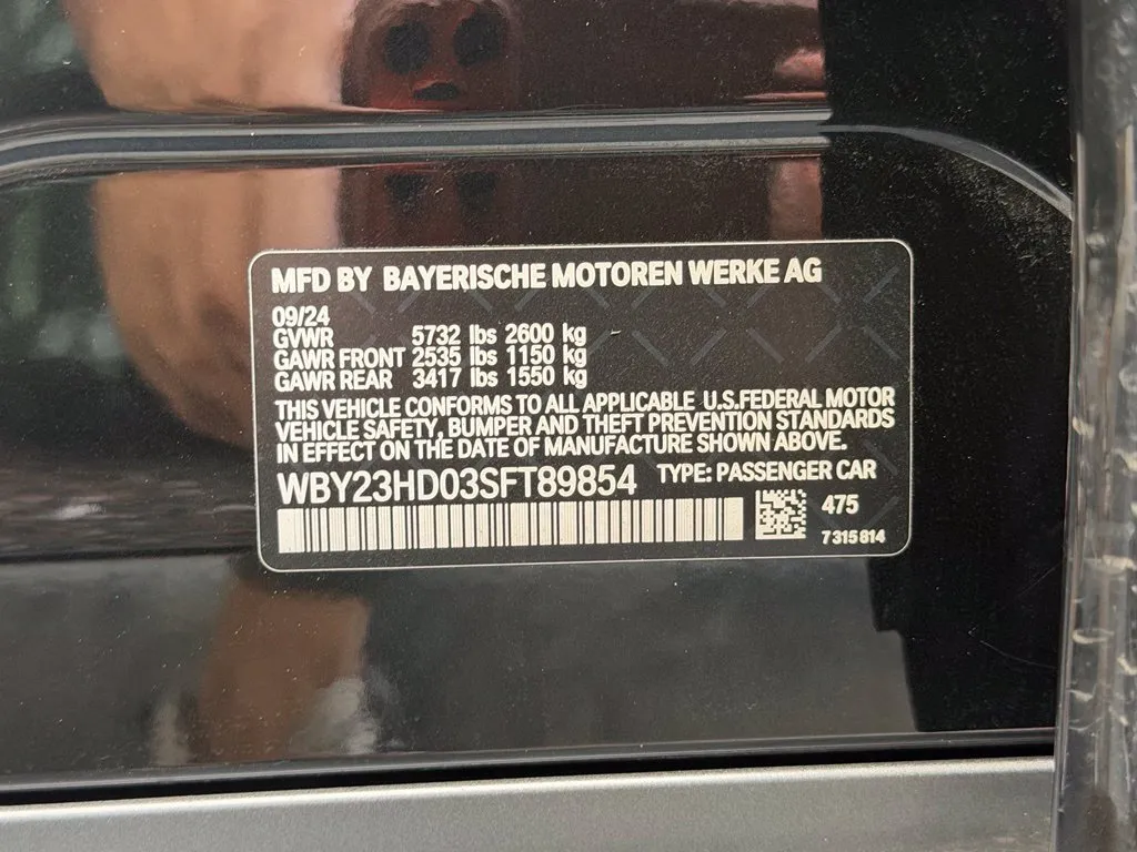 BMW i4 photo 54