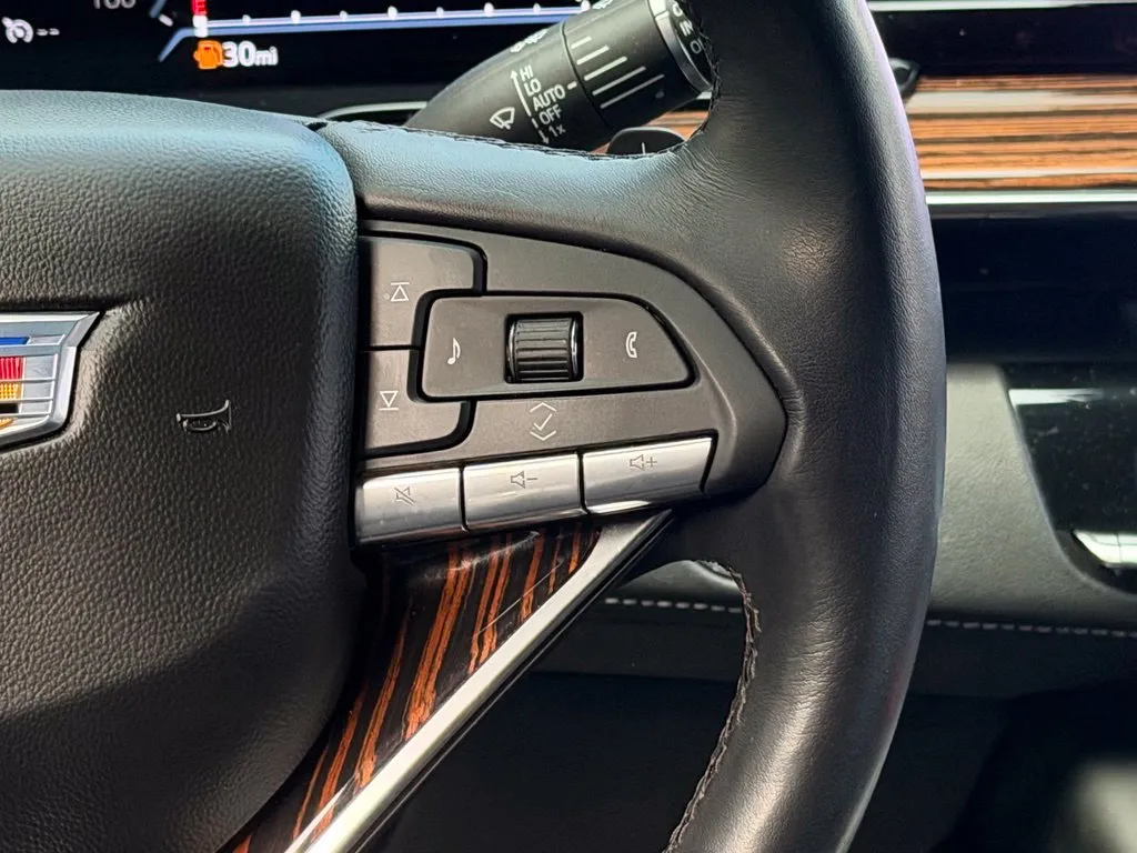 Cadillac Escalade photo 50