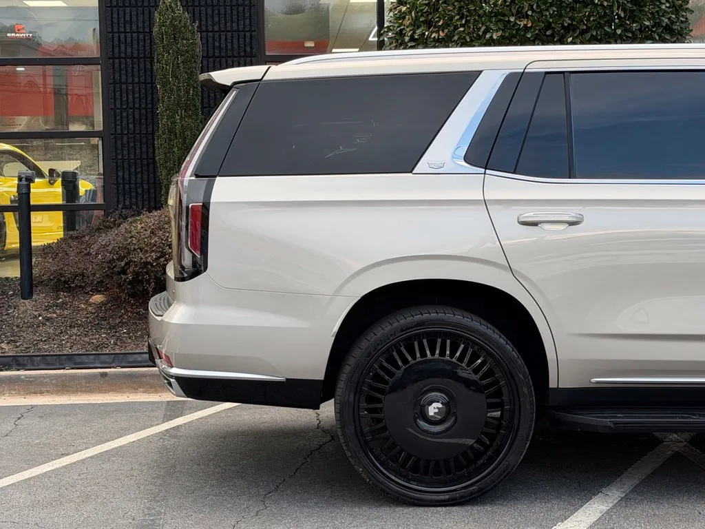 Cadillac Escalade photo 22
