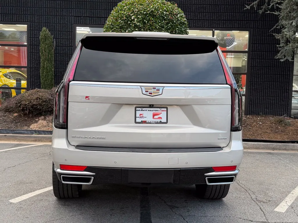 Cadillac Escalade photo 14