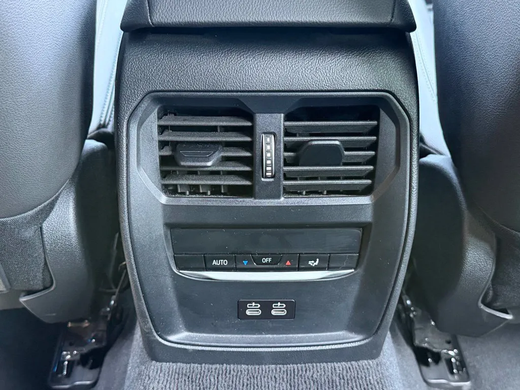 BMW i4 photo 53