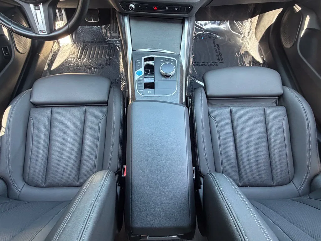 BMW i4 photo 54