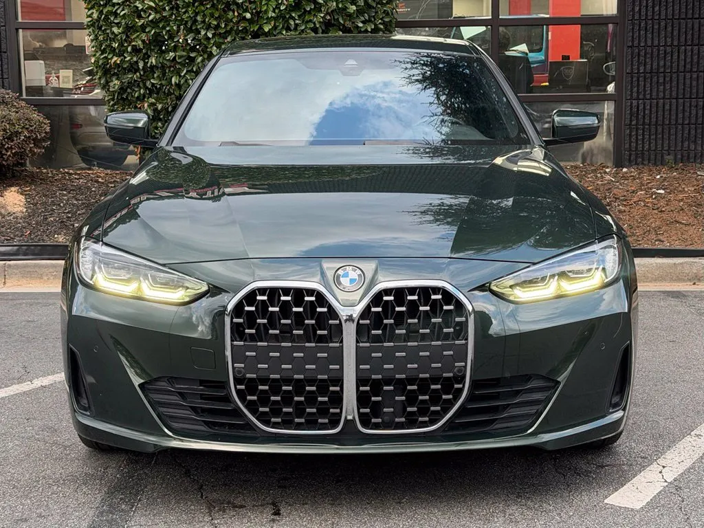 BMW 4 Series photo 3