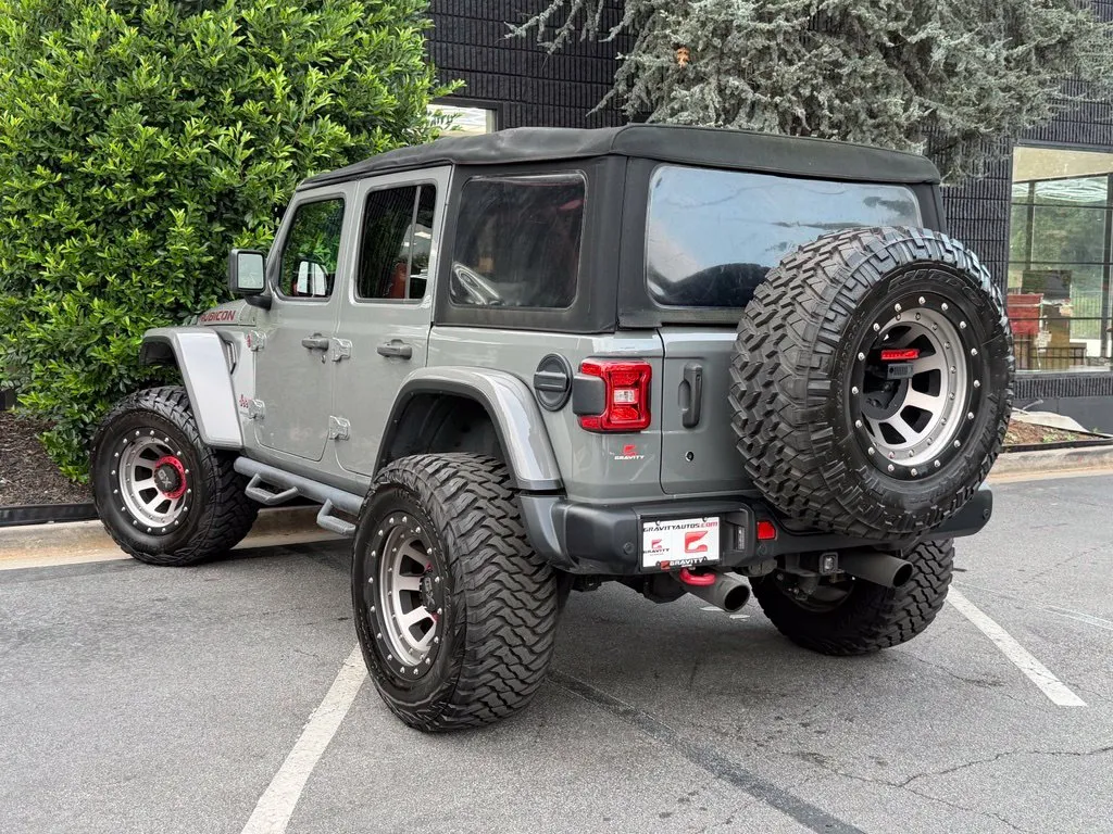 Jeep Wrangler photo 20