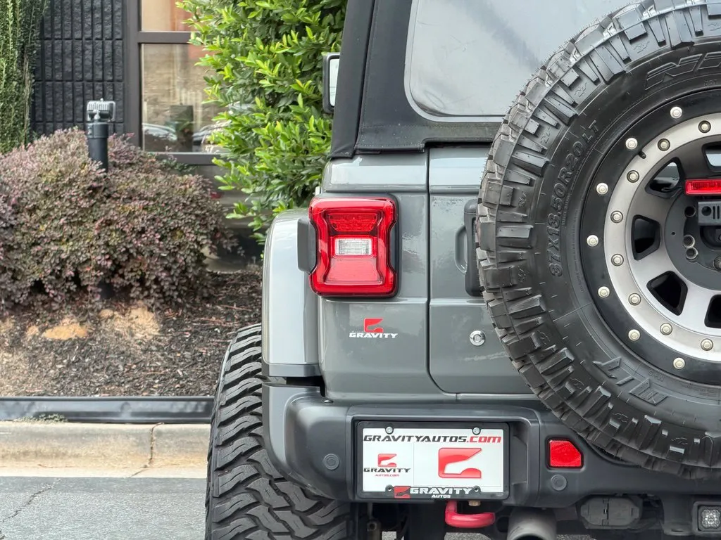 Jeep Wrangler photo 15