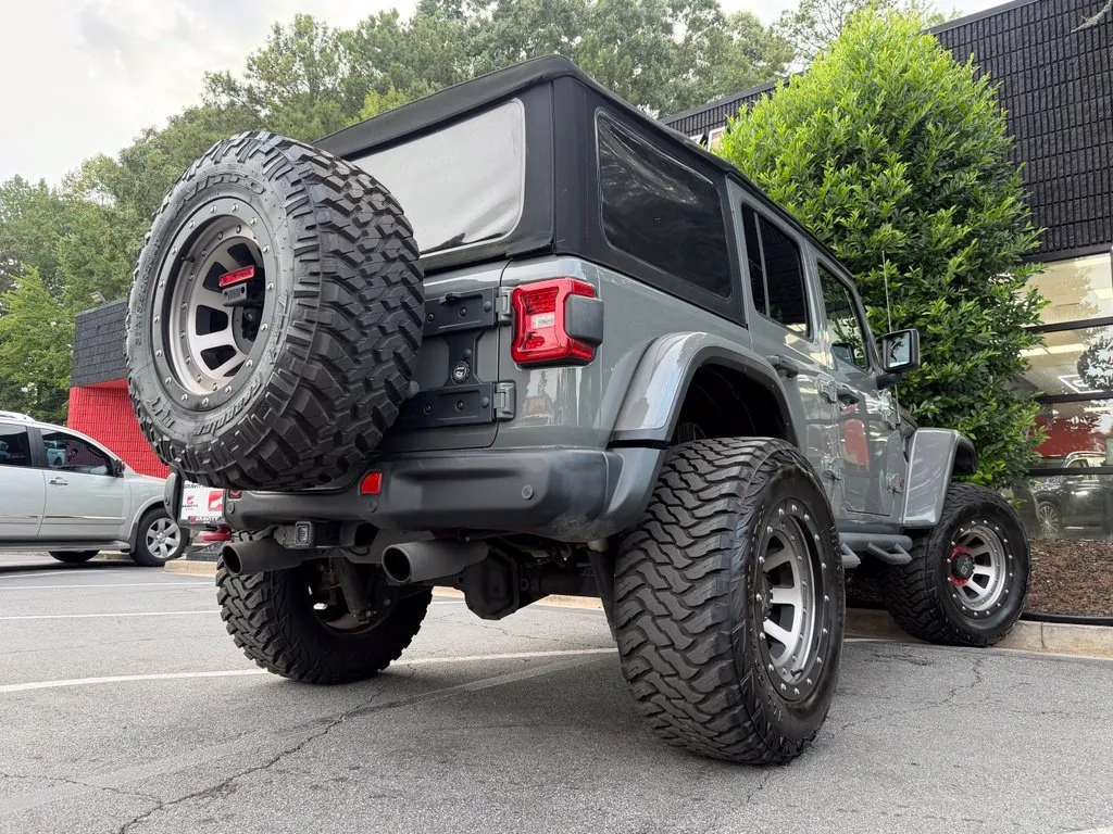 Jeep Wrangler photo 13