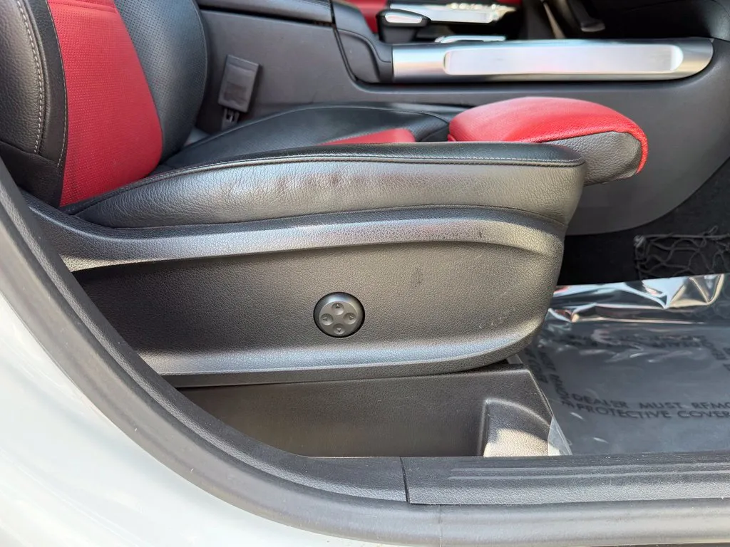 Mercedes-Benz GLB photo 39