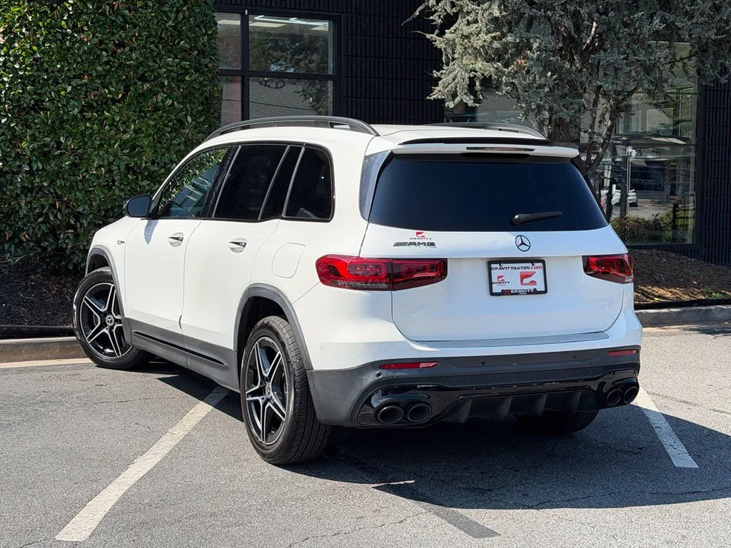 Mercedes-Benz GLB photo 19