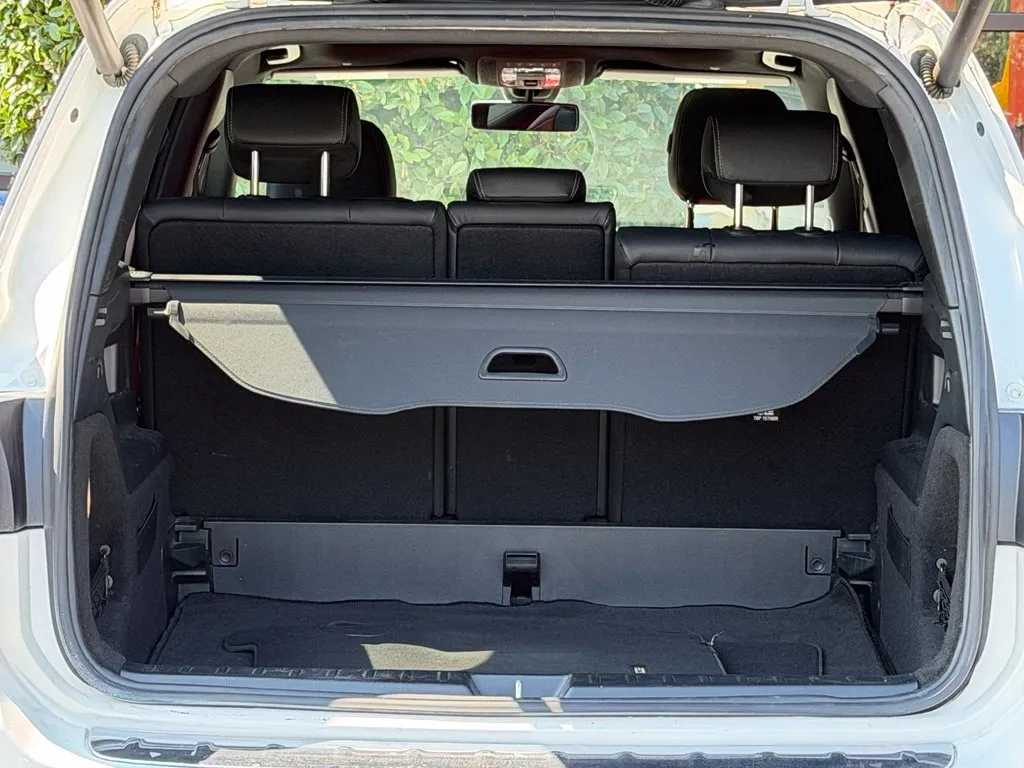 Mercedes-Benz GLB photo 18