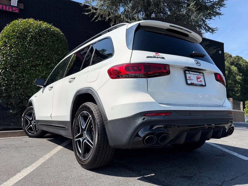 Mercedes-Benz GLB photo 20