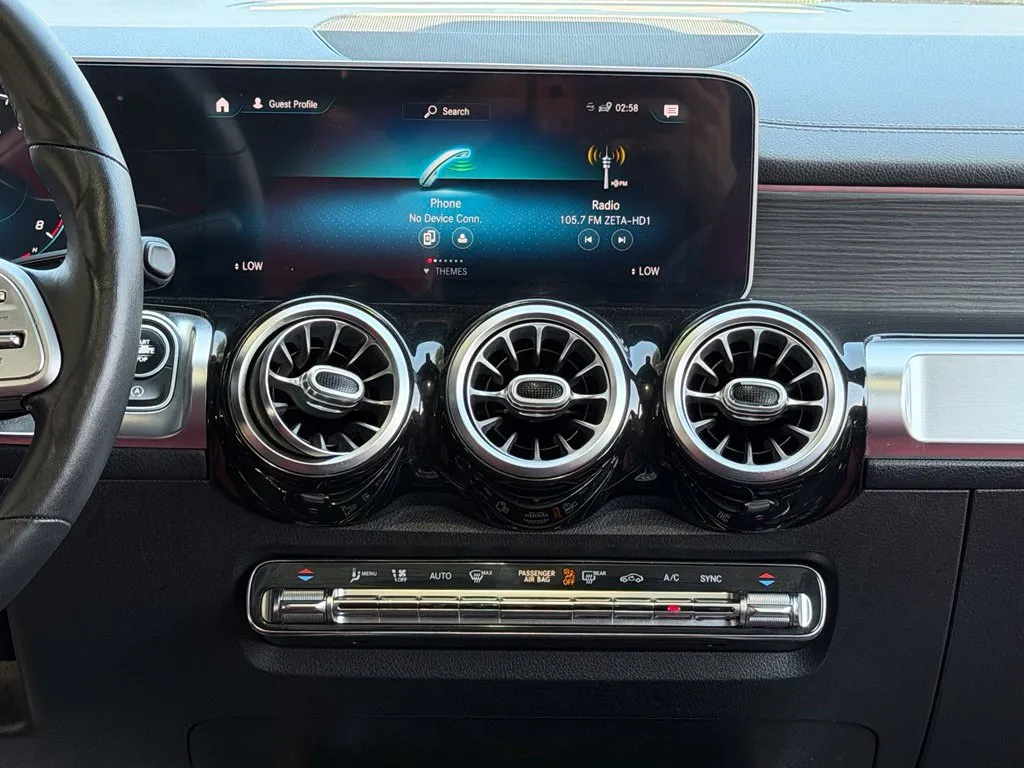 Mercedes-Benz GLB photo 51
