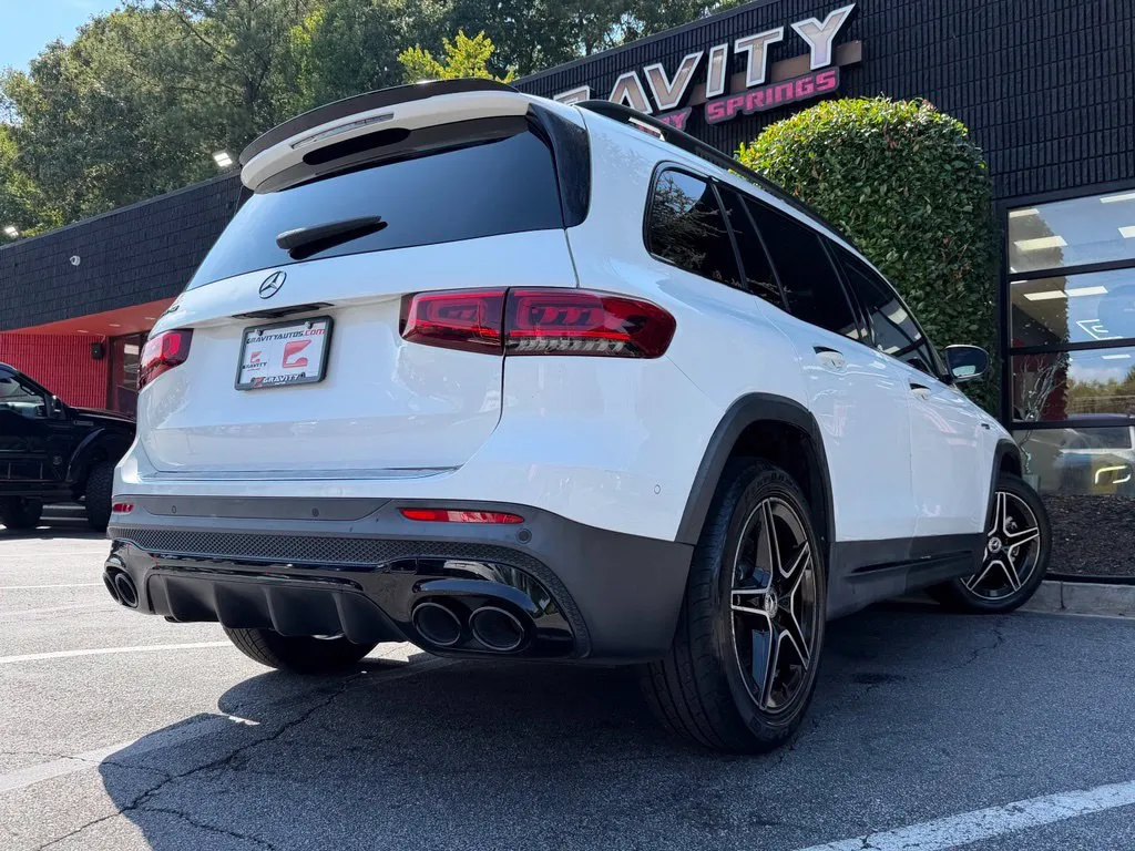 Mercedes-Benz GLB photo 13