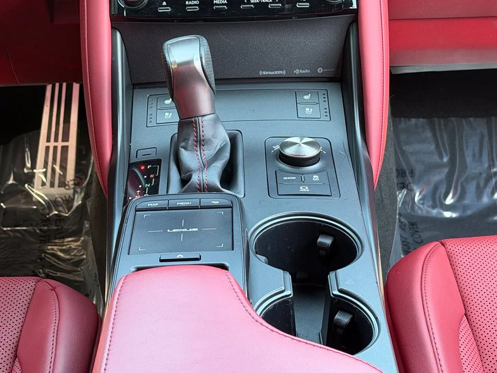 Lexus IS photo 50