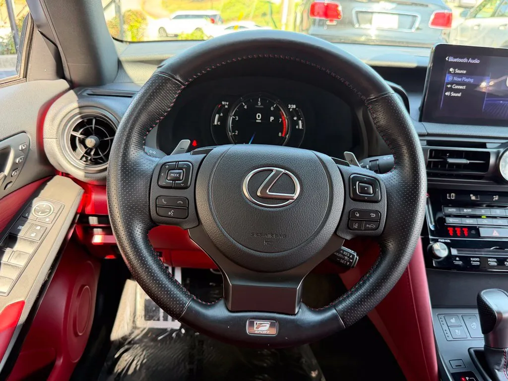 Lexus IS photo 44
