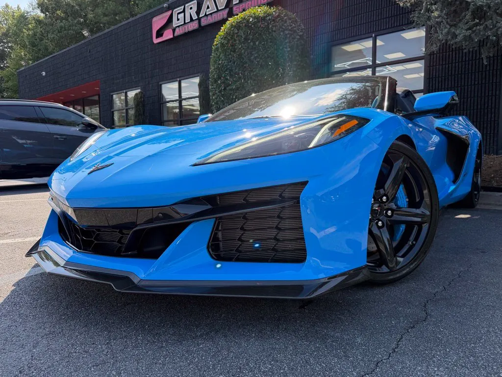 Chevrolet Corvette photo 2