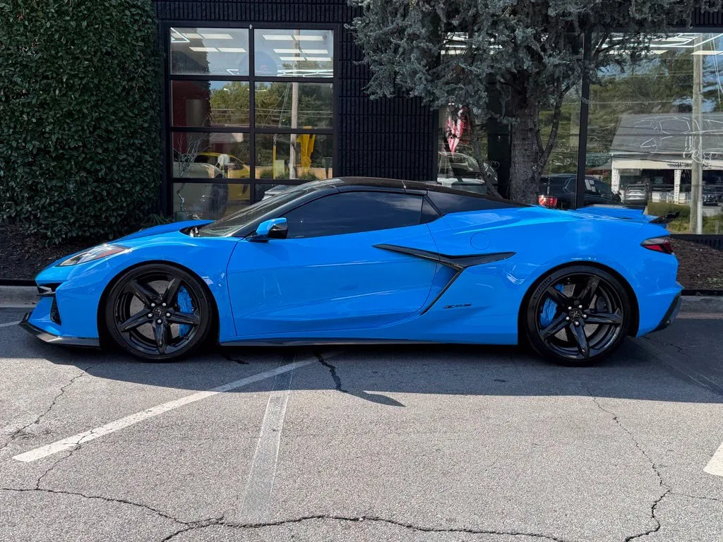 Chevrolet Corvette photo 9
