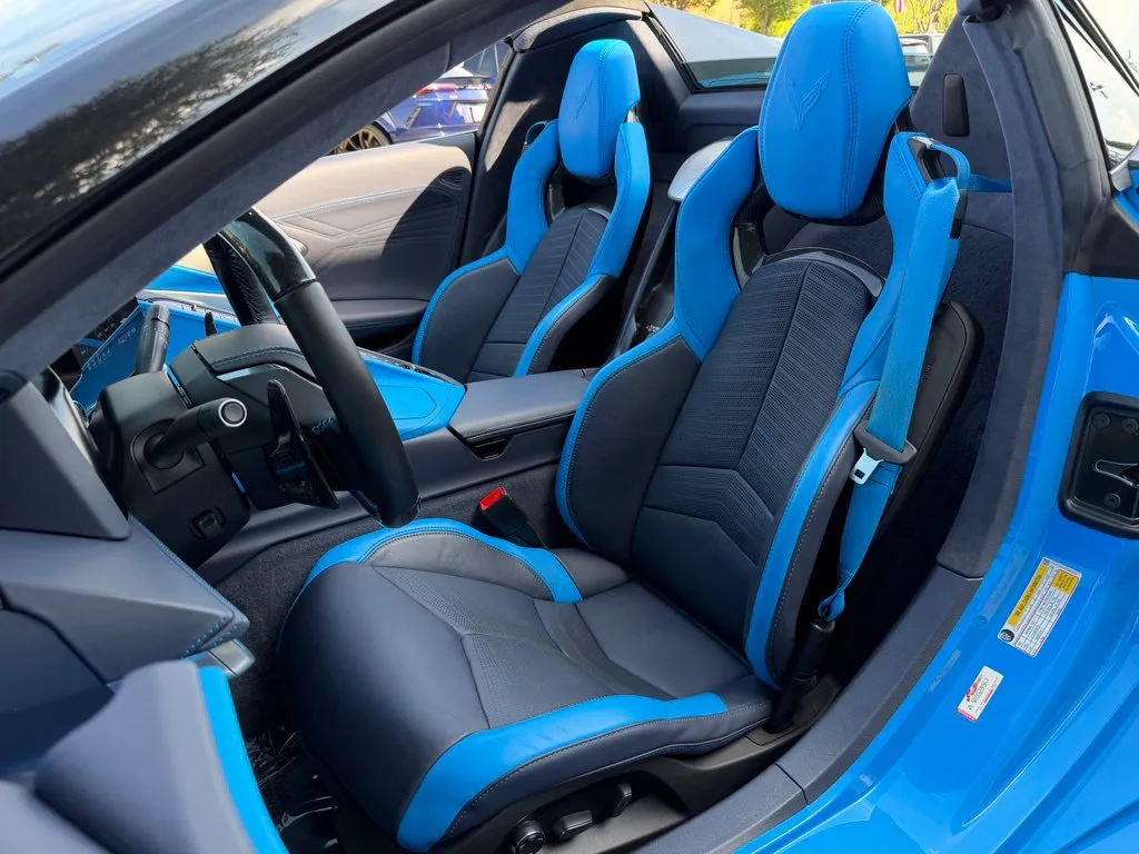 Chevrolet Corvette photo 26
