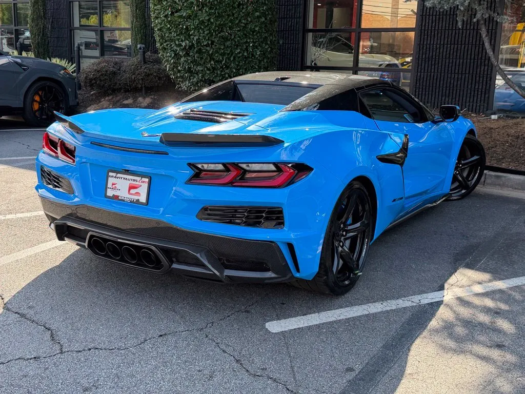 Chevrolet Corvette photo 12