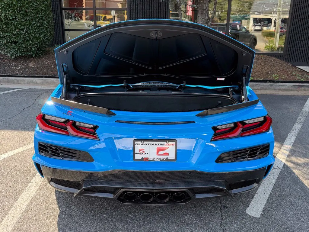 Chevrolet Corvette photo 17