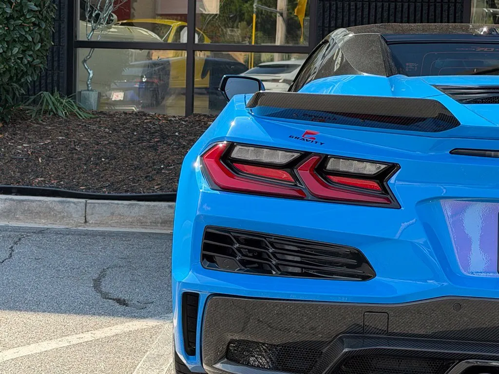 Chevrolet Corvette photo 15
