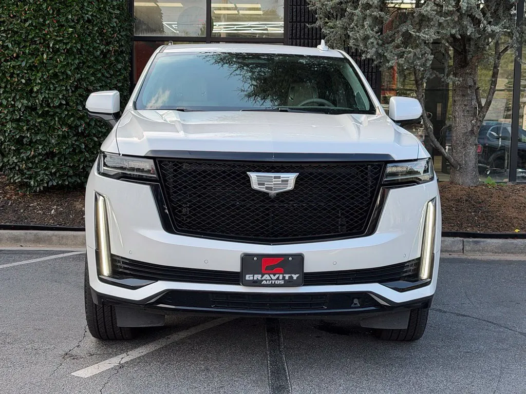 Cadillac Escalade photo 3
