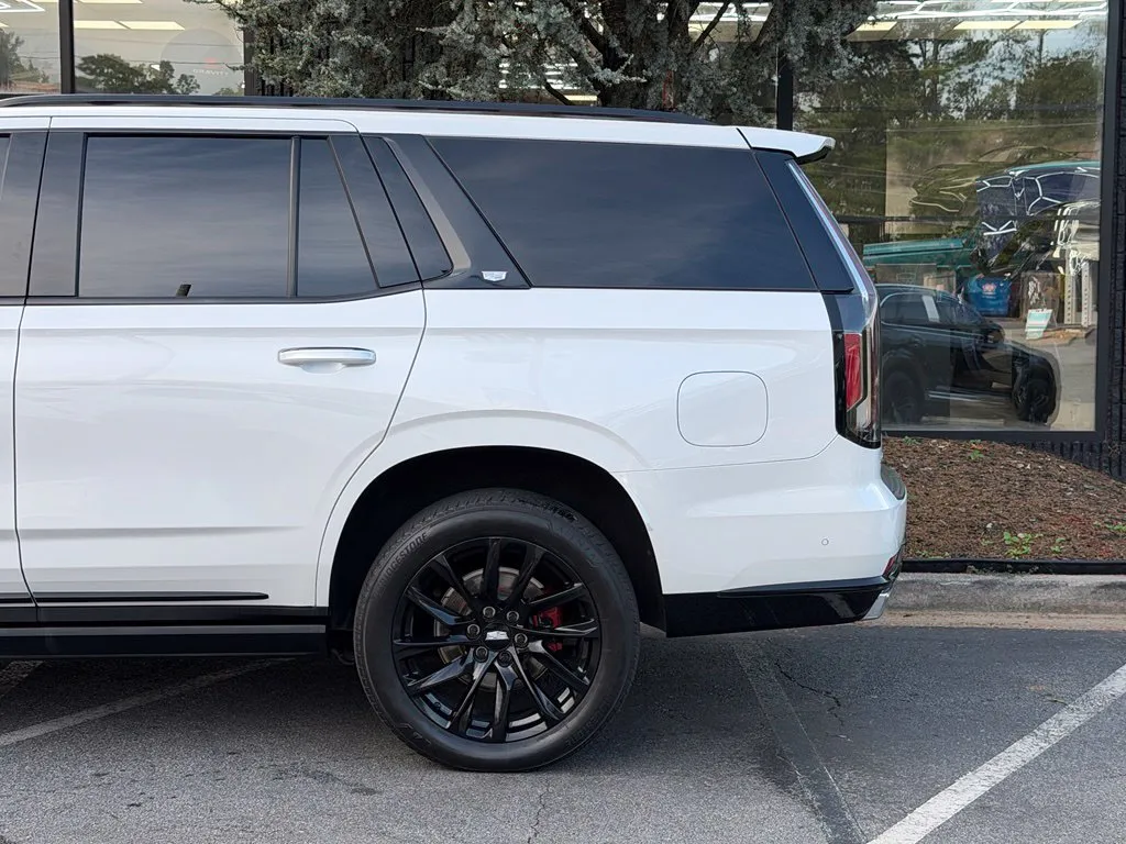Cadillac Escalade photo 11