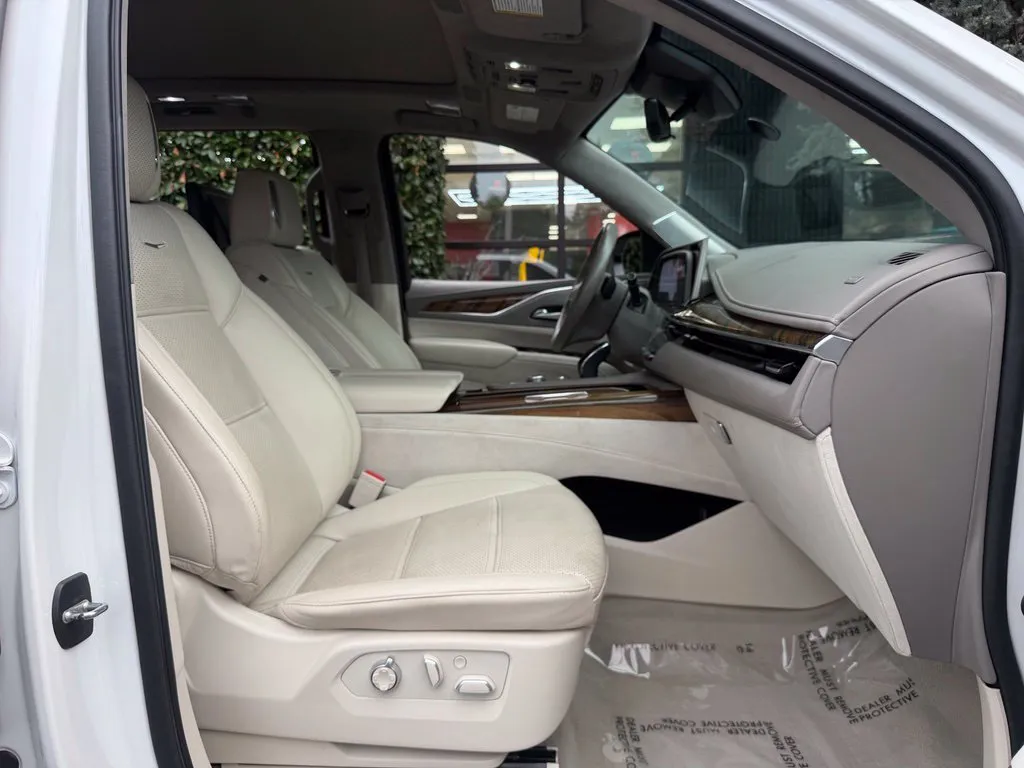 Cadillac Escalade photo 33