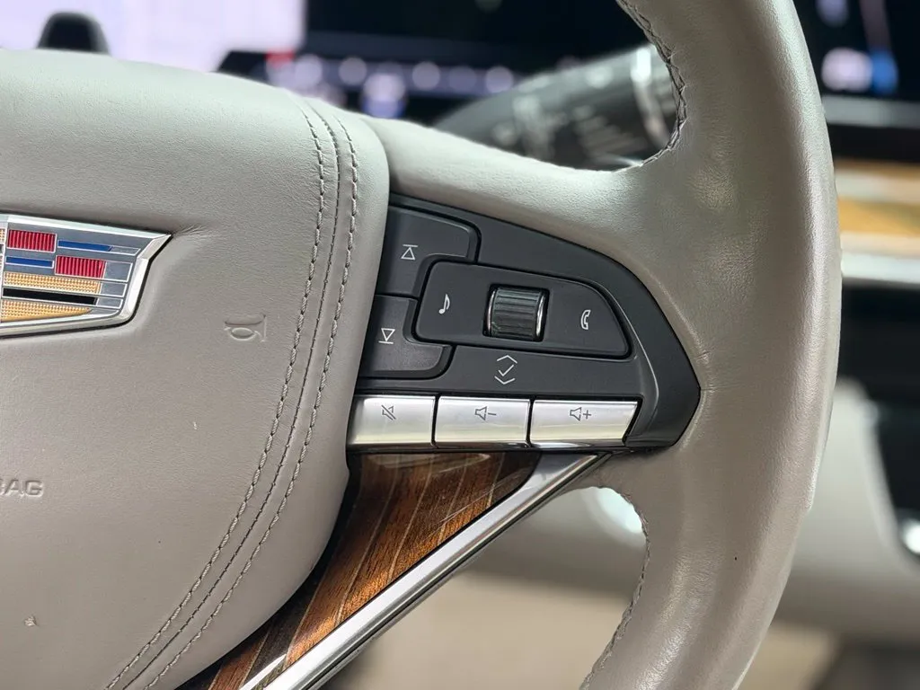 Cadillac Escalade photo 48