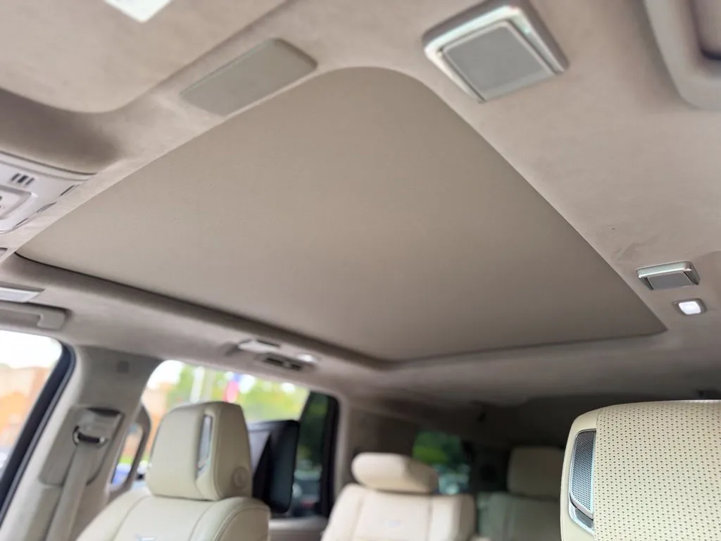 Cadillac Escalade photo 59