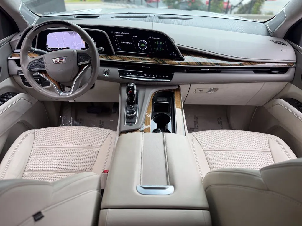 Cadillac Escalade photo 43
