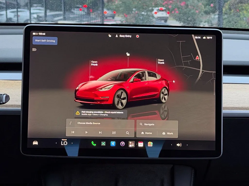 Tesla Model 3 photo 45