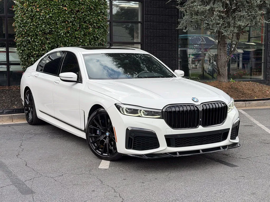 BMW 7 Series photo 7