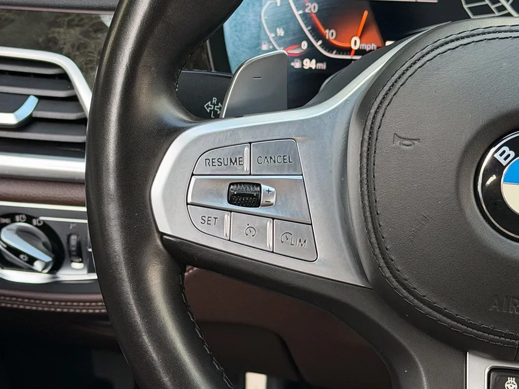 BMW 7 Series photo 43