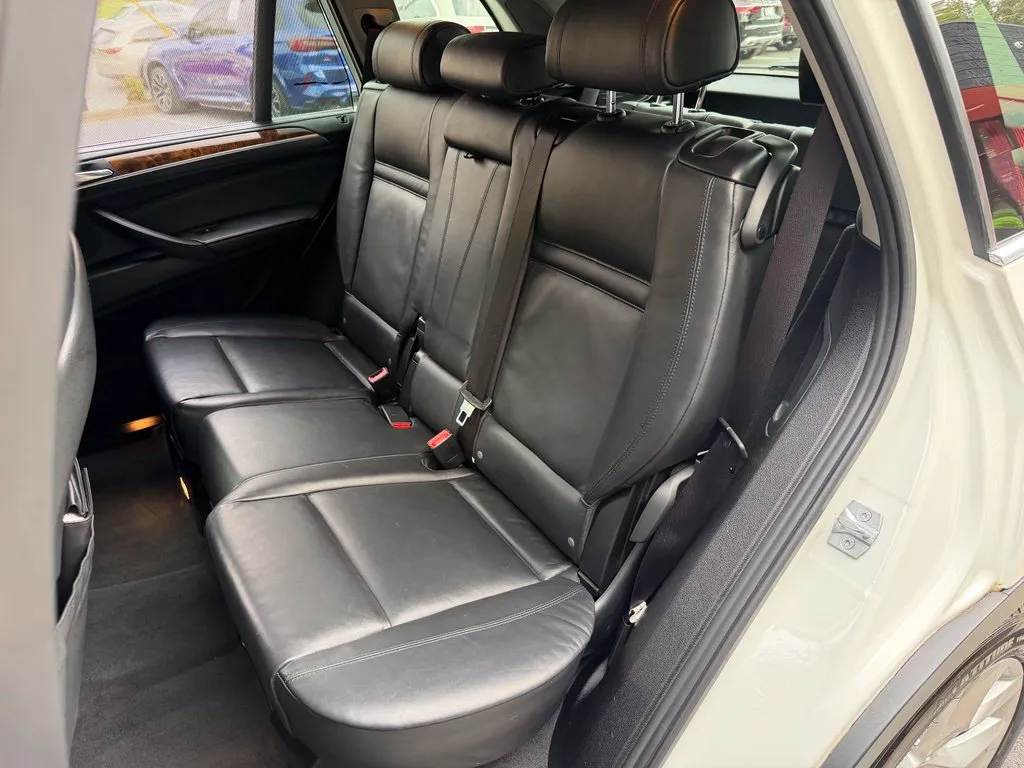 BMW X5 photo 32
