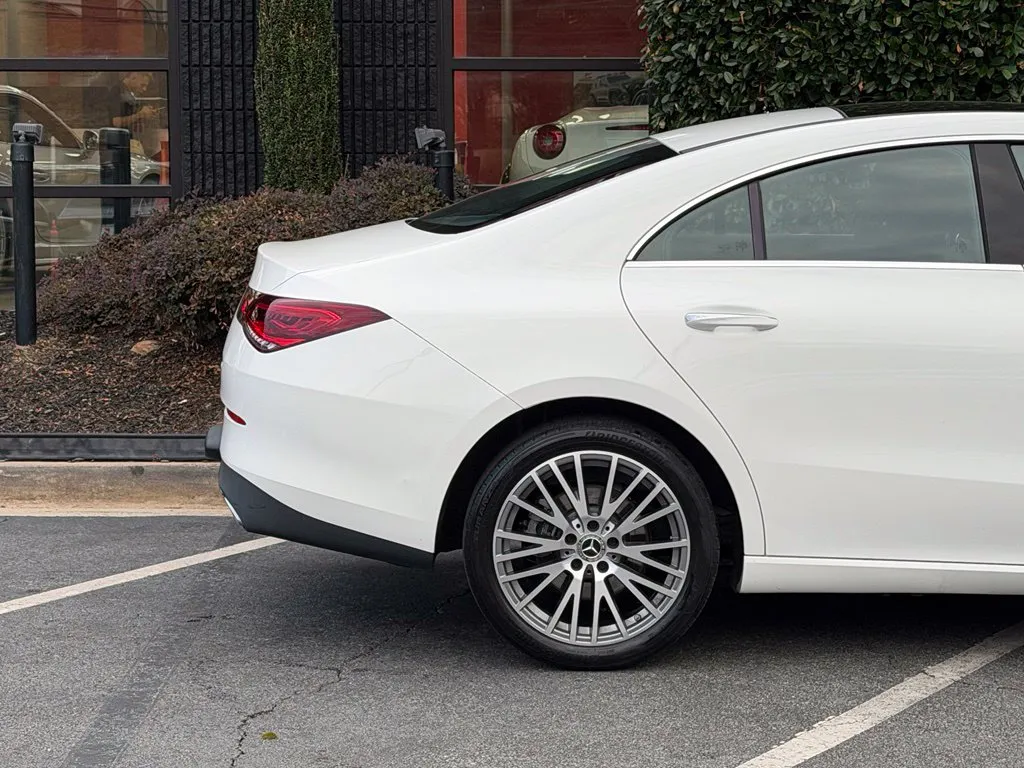 Mercedes-Benz CLA photo 22