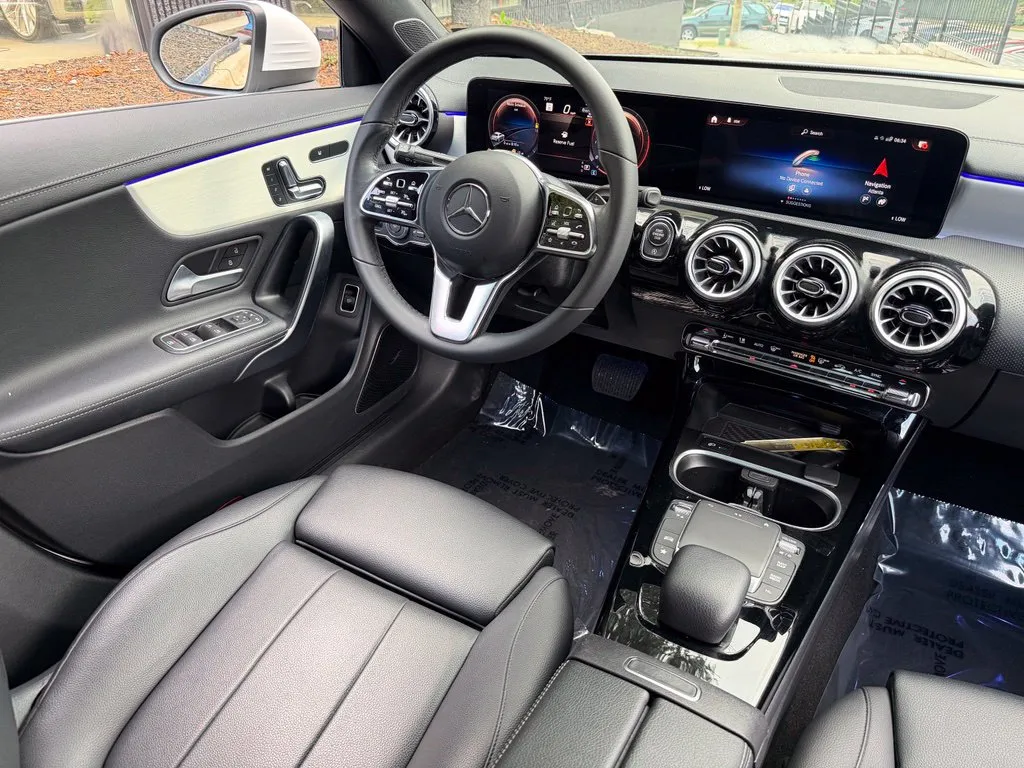 Mercedes-Benz CLA photo 40