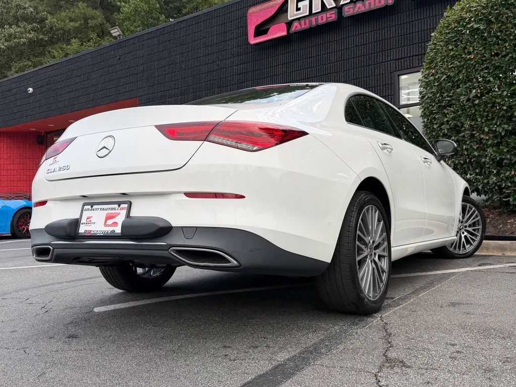 Mercedes-Benz CLA photo 13