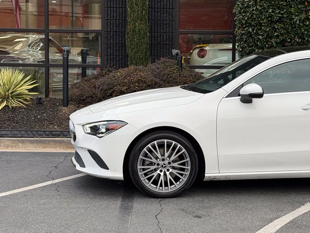 Mercedes-Benz CLA photo 10