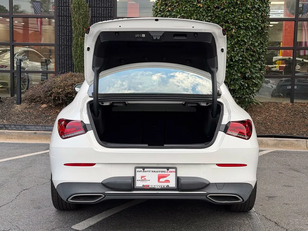 Mercedes-Benz CLA photo 17