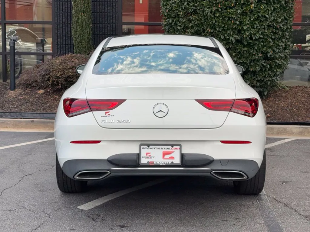 Mercedes-Benz CLA photo 14