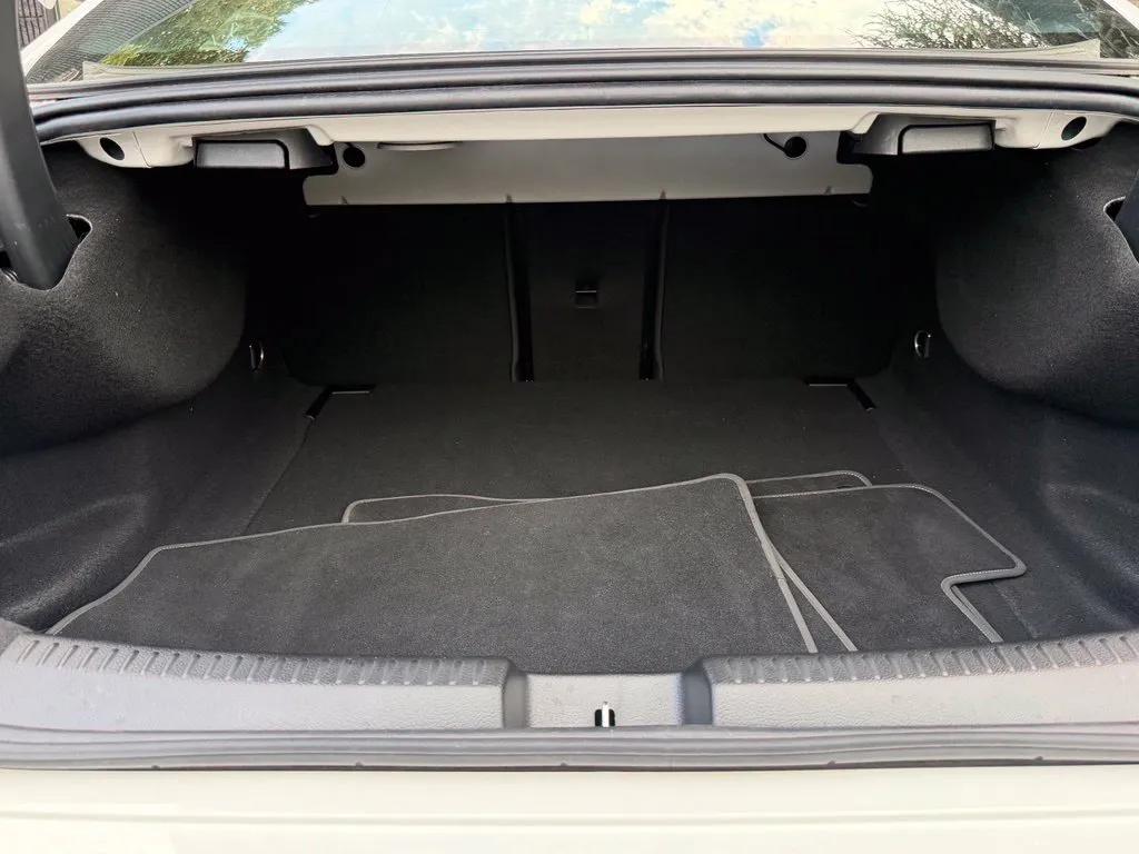 Mercedes-Benz CLA photo 18
