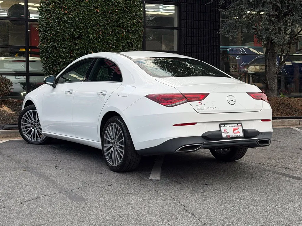 Mercedes-Benz CLA photo 19