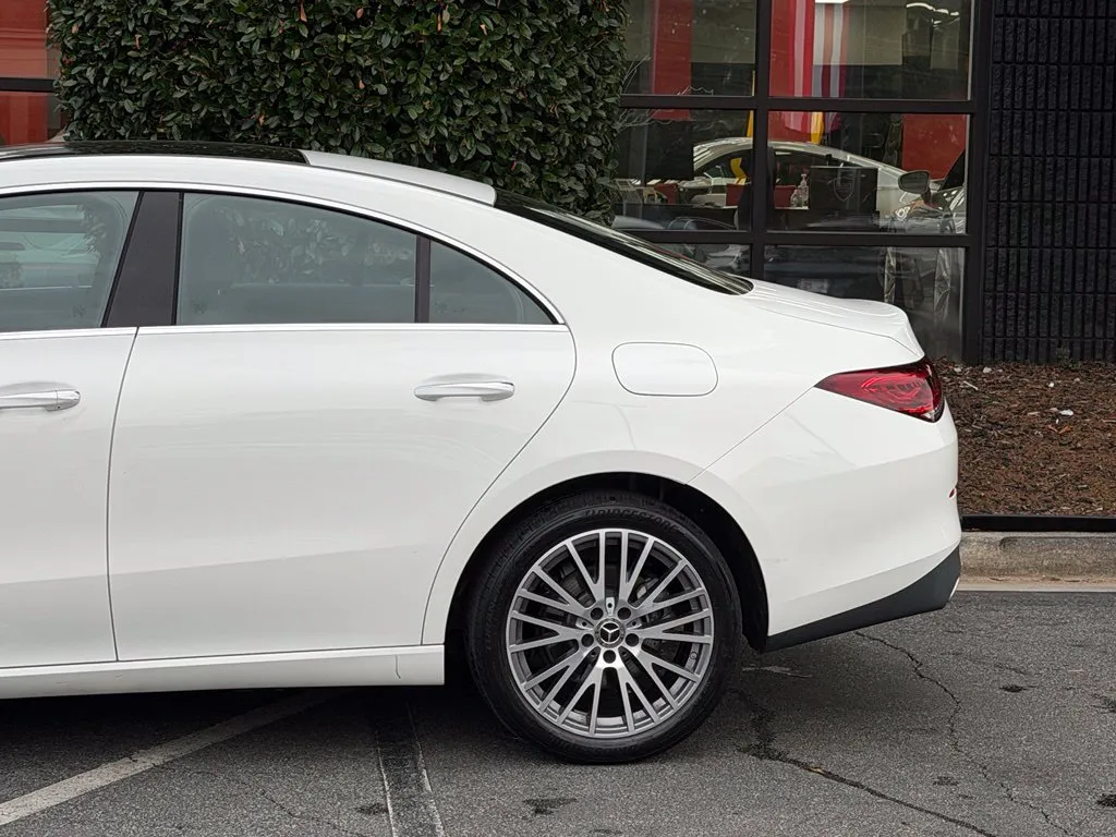 Mercedes-Benz CLA photo 11
