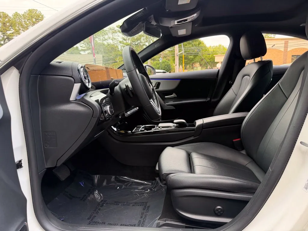 Mercedes-Benz CLA photo 25