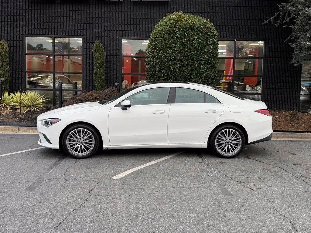 Mercedes-Benz CLA photo 9