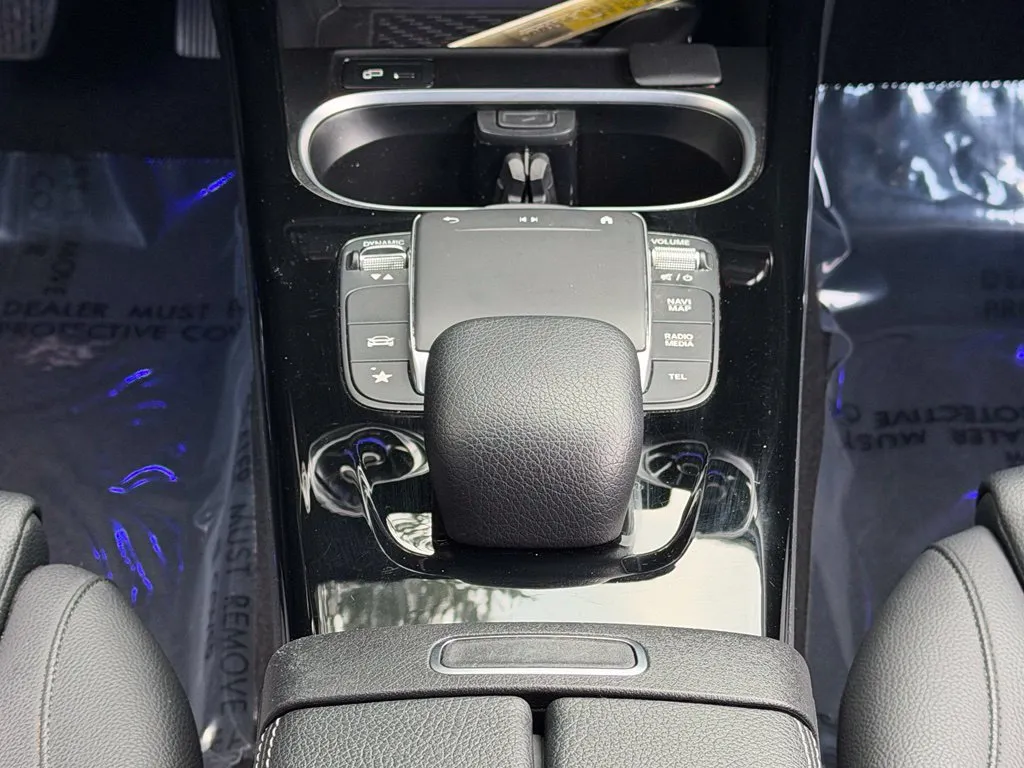 Mercedes-Benz CLA photo 47