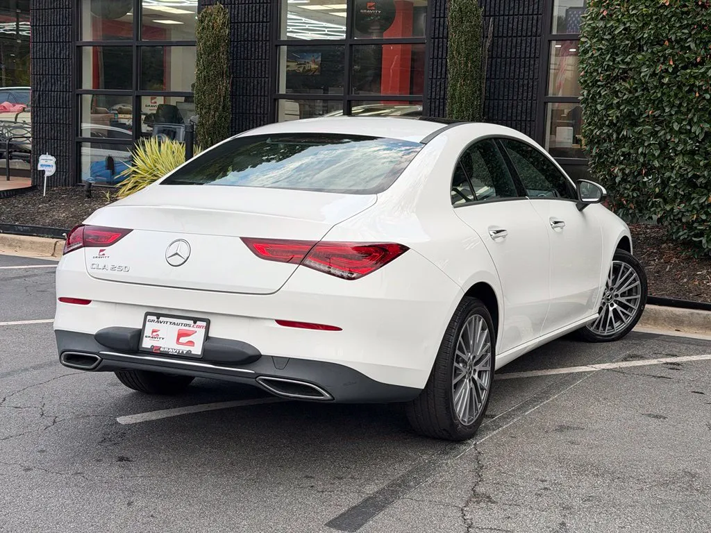 Mercedes-Benz CLA photo 12