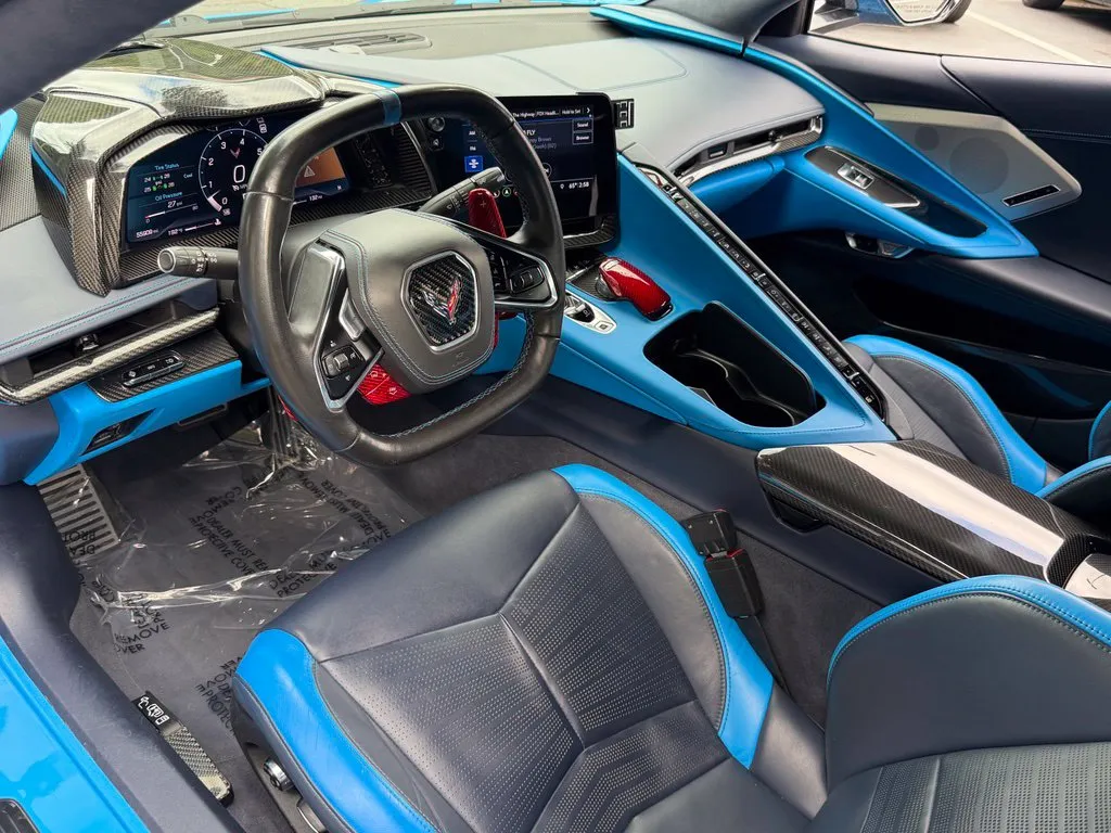 Chevrolet Corvette photo 23