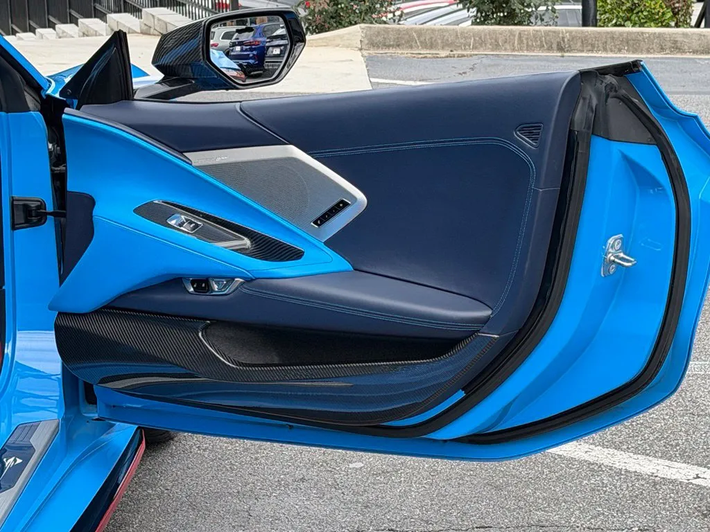 Chevrolet Corvette photo 34