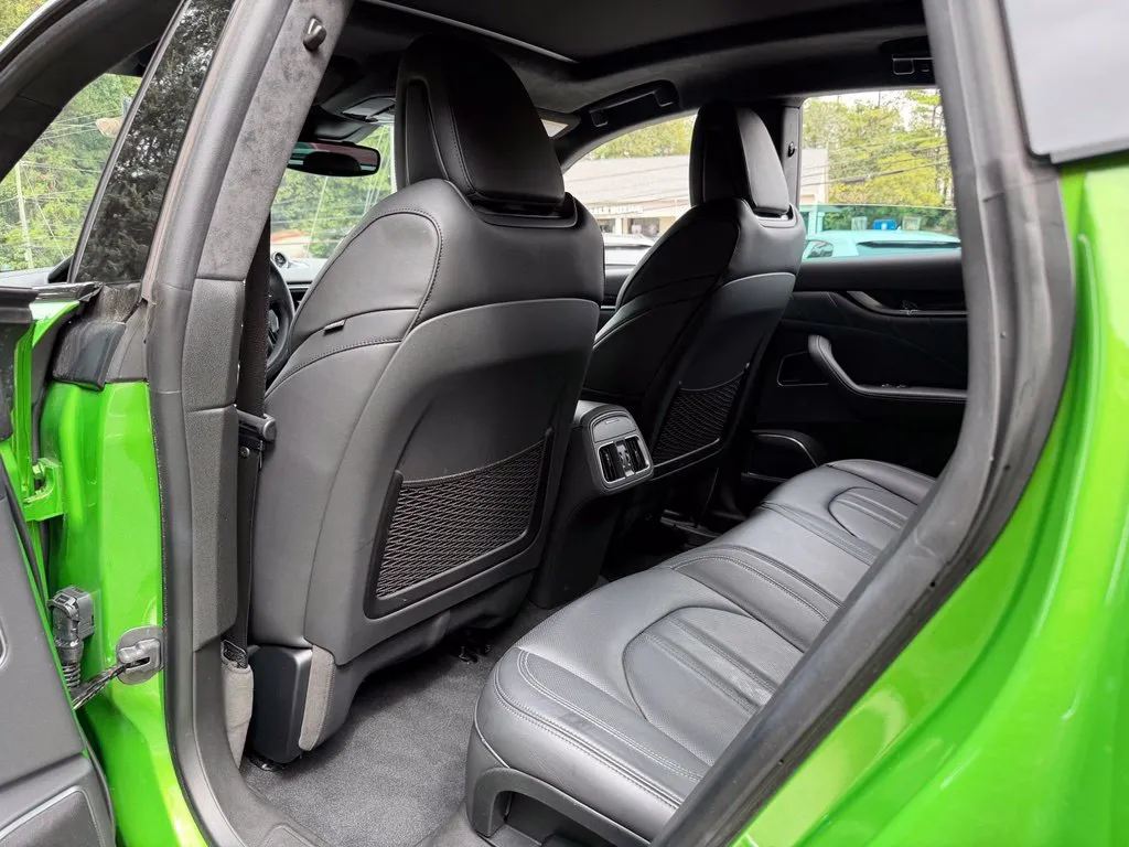 Maserati Levante photo 31